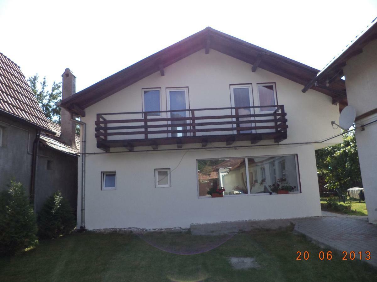 Casa Bella Villa Rîşnov Luaran gambar