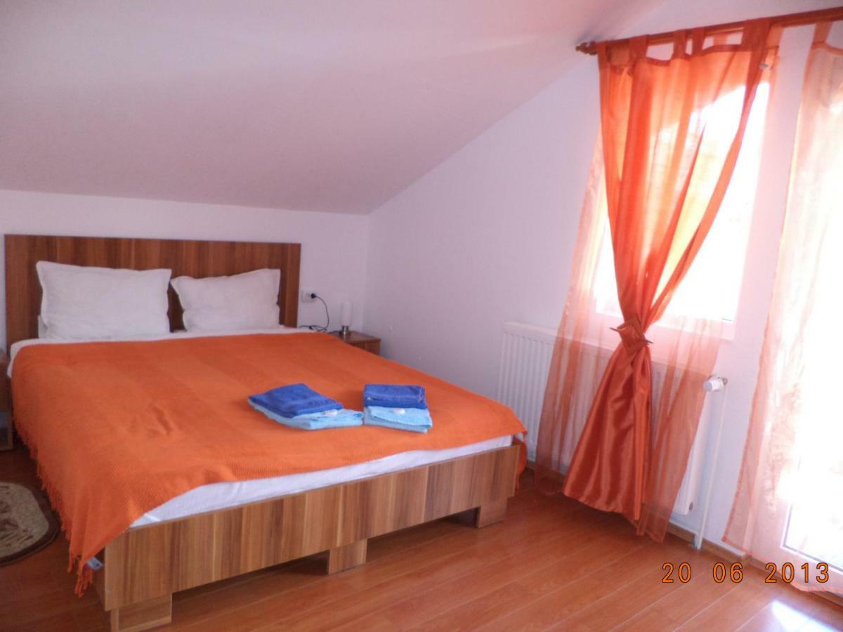 Casa Bella Villa Rîşnov Luaran gambar